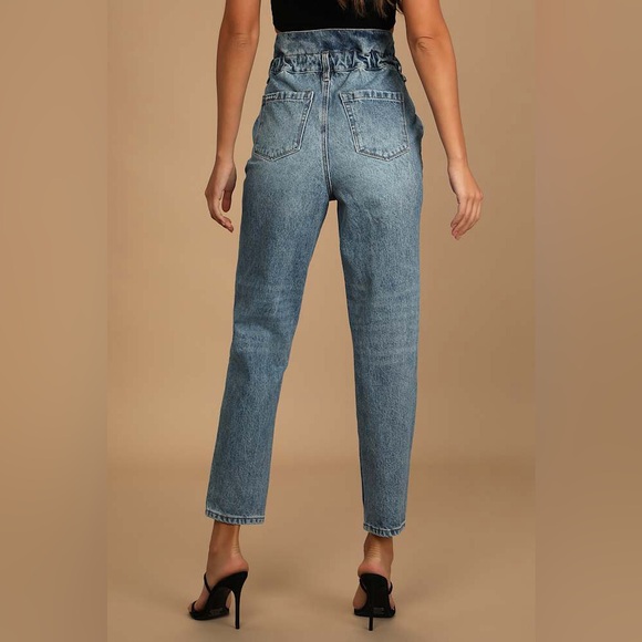 NWT Blank NYC Vintage Inspired Relaxed Paperbag Waist Jean In Size 24 - Picture 2 of 15